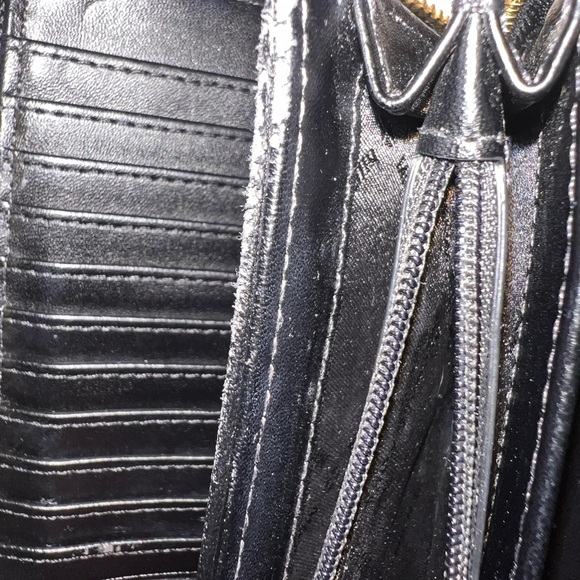 Michael Kors Black Leather Zip Wallet/Clutch-see pics and description 4 details - Picture 11 of 11